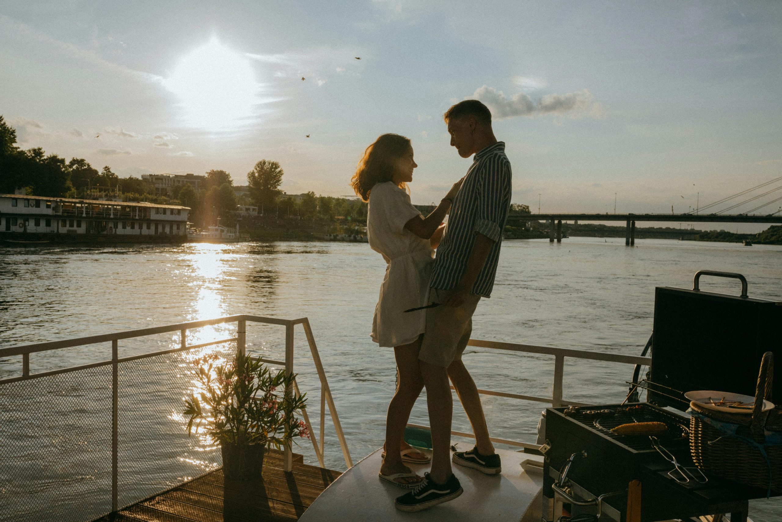 Ilustrasi artinya double date