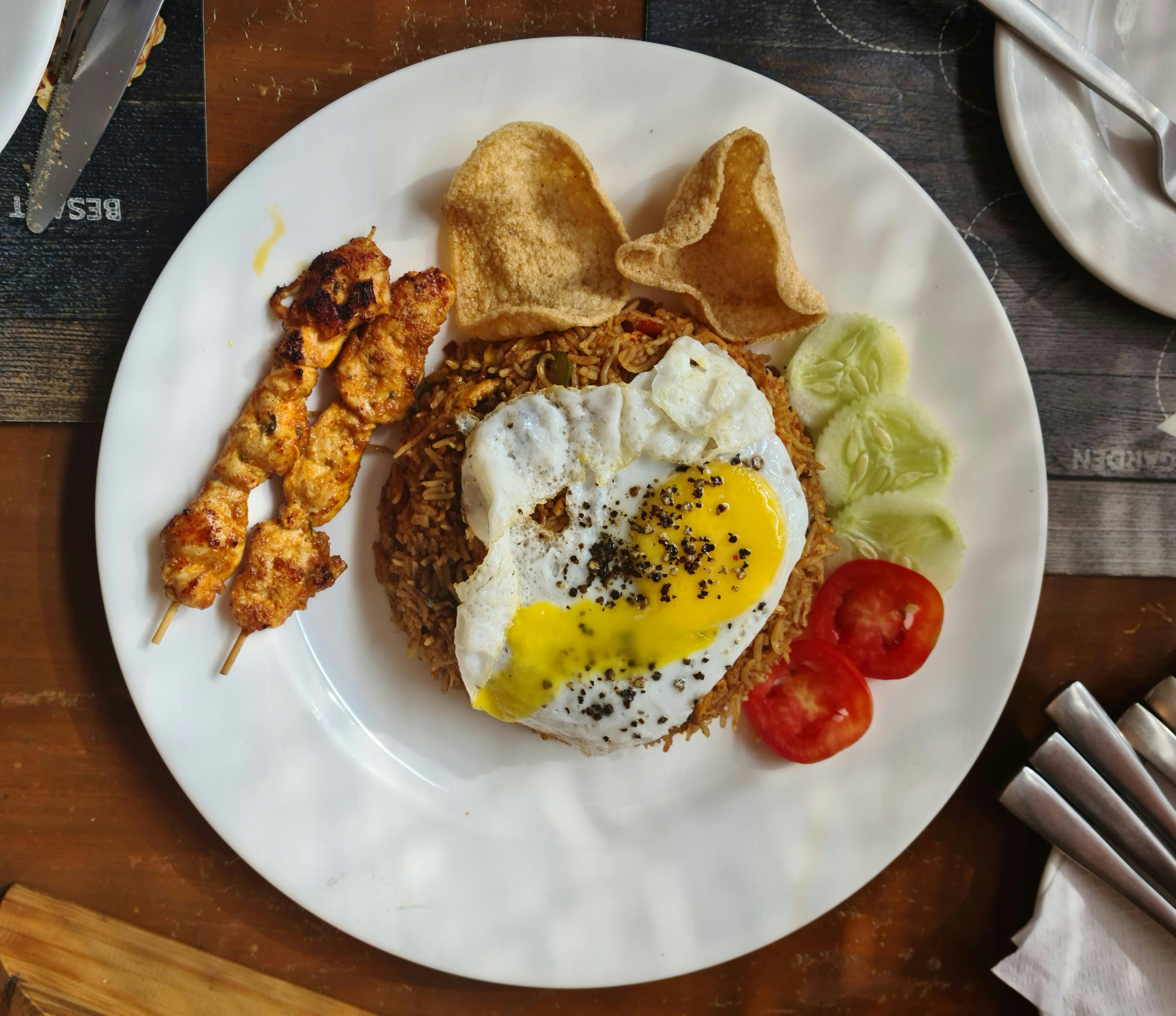 Ilustrasi burung puyuh goreng